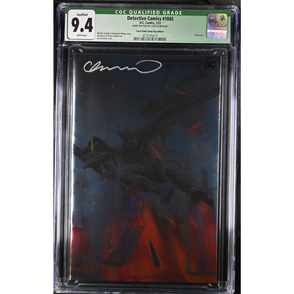 CGC Qualified Grade 9.4 -  Detective Comics #1045 LCSD Silver Foil Signed by lee Bermejo